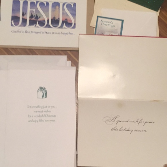 39-piece NWT BOGO holiday cards/envelopes & ribbon - Picture 2 of 13